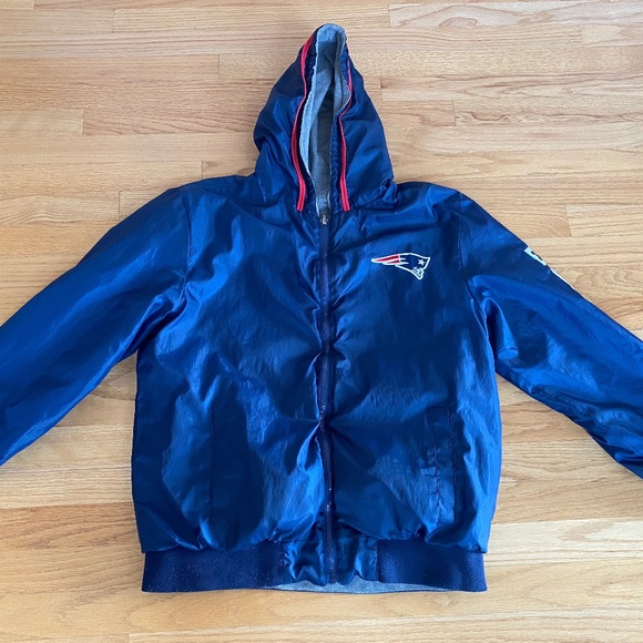 New England Patriots Reversible Hooded Windbreaker - Picture 1 of 6